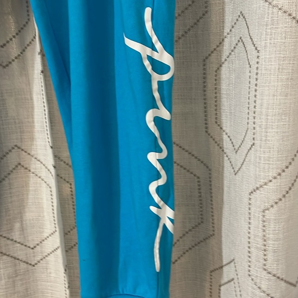 NWOT Women’s L PINK By Victoria Secret Sweatpants Logo on Leg Drawstring Pockets - Picture 3 of 11